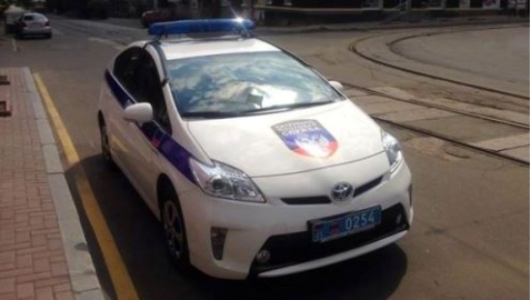 ДНР начала патрулировать дороги Донецка на Toyota Prius
