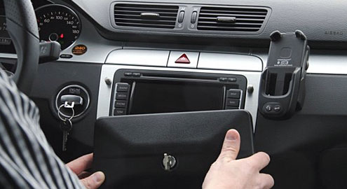Volkswagen предлагает штатное устройство для защиты навигации от воров