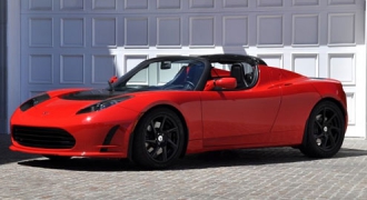 ���������� ������ �� ����� Tesla Roadster
