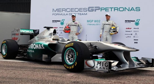 Команда Mercedes провела презентацию нового болида