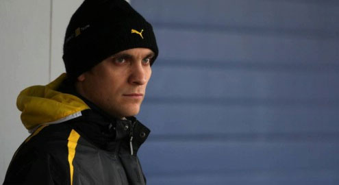 Петров первым выведет на трассу новый болид Renault