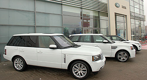 Land Rover открыл в Киеве новый дилерский центр