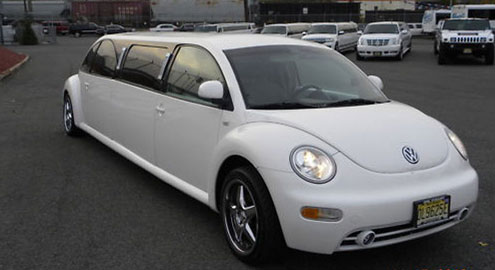 Из Volkswagen Beetle сделали лимузин