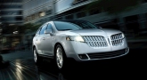 Lincoln ������� �� ����� ��������� MKT � ���������� Town Car
