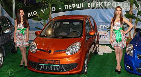 Электромобили evA-3 и evA-4 представлены на рынке Украины