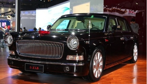 Китайский лимузин «Красное знамя» продают за $800 000