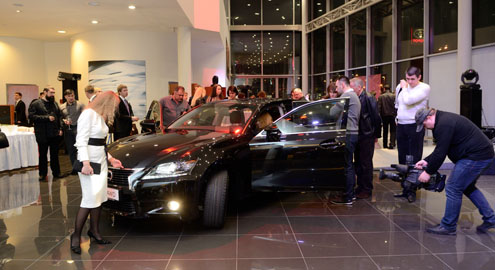 Лексус Киев Запад отметил трехлетие презентацией нового Lexus GS