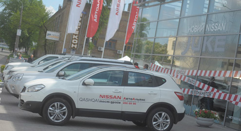 В десятку с «АвтоАльянс Киев»: бонусы от 10 000 до 100 000 грн. на автомобили Nissan