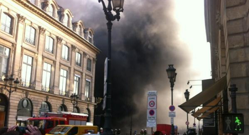 В Париже сгорело суперкаров на 6 млн. евро