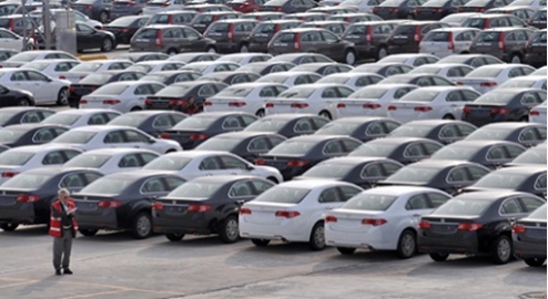 2014 год: продажи новых авто сократились вдвое
