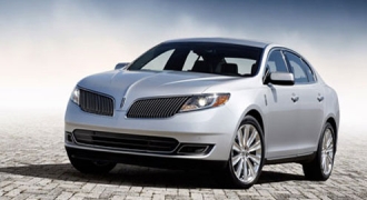 Lincoln MKS - ��������� ����� ������-������
