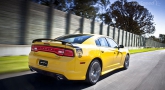 Dodge ������� Charger SRT8 � ������ Super Bee
